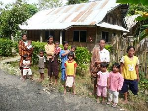 farm-house-with-family