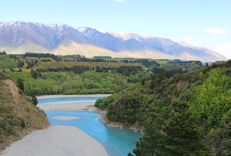 image across Rakaia Gorge looking towards the alps