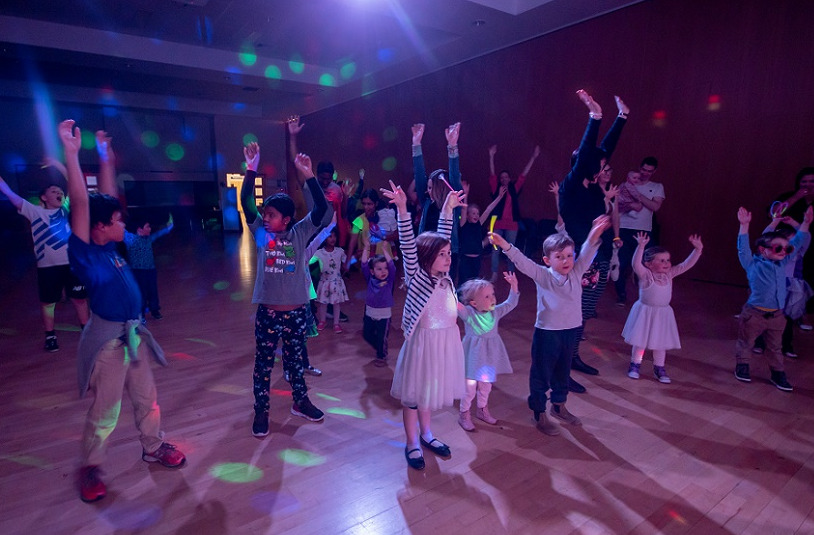 Children dancing at Discomania