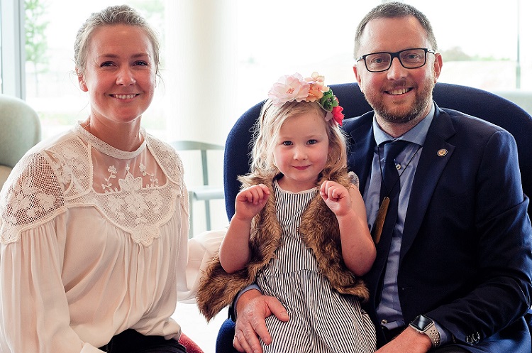 Liz, Elliot and Mayor Sam