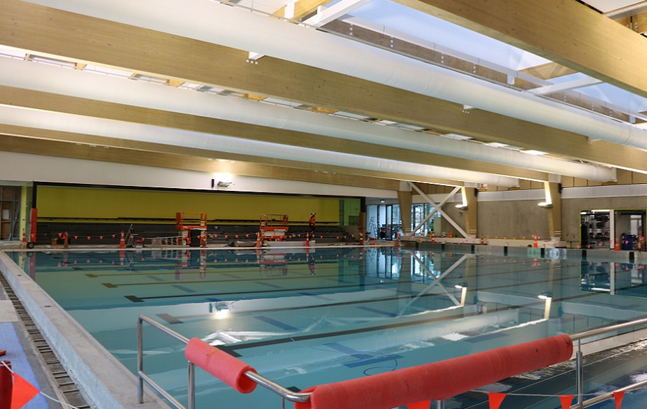 The new pool at the Selwyn Aquatic Centre with construction material round the outside