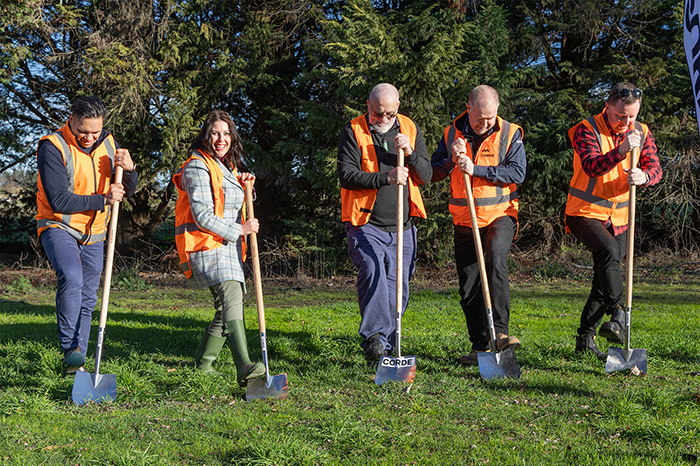 People digging