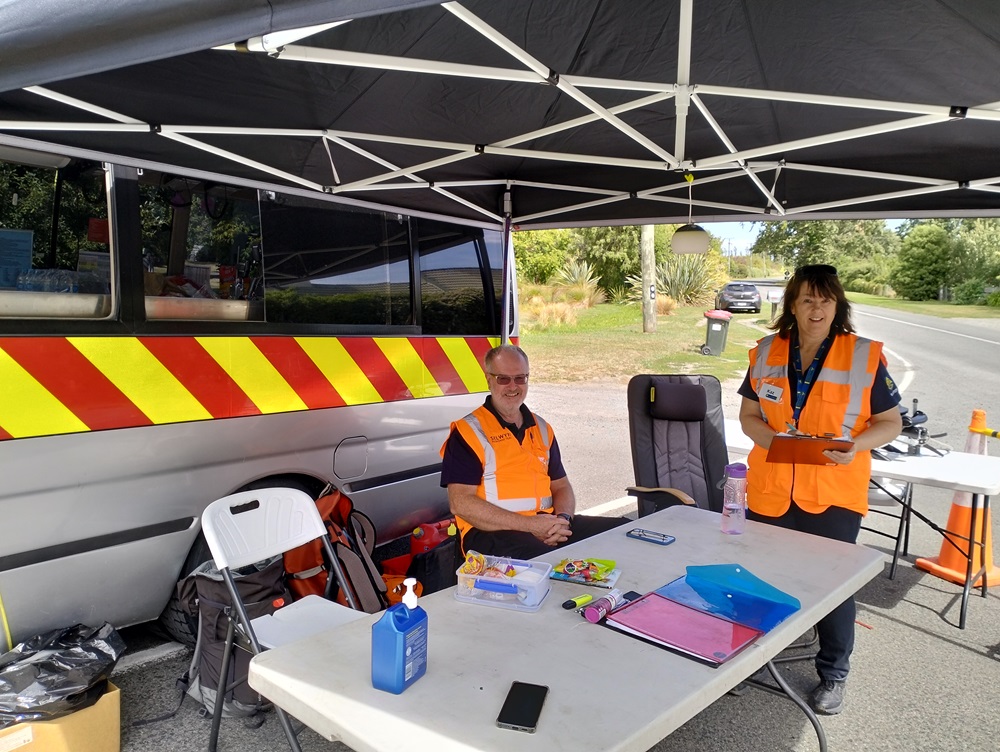 Volunteers at Early Valley Road