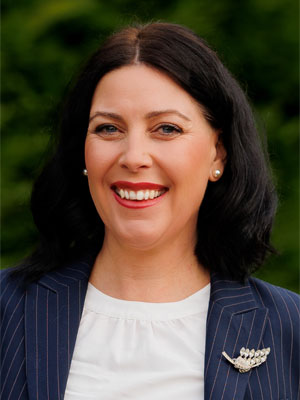 Elizabeth Mundt