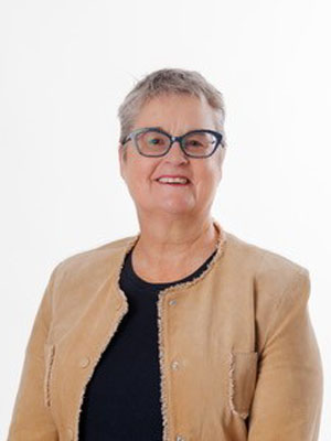 Tracey Macleod
